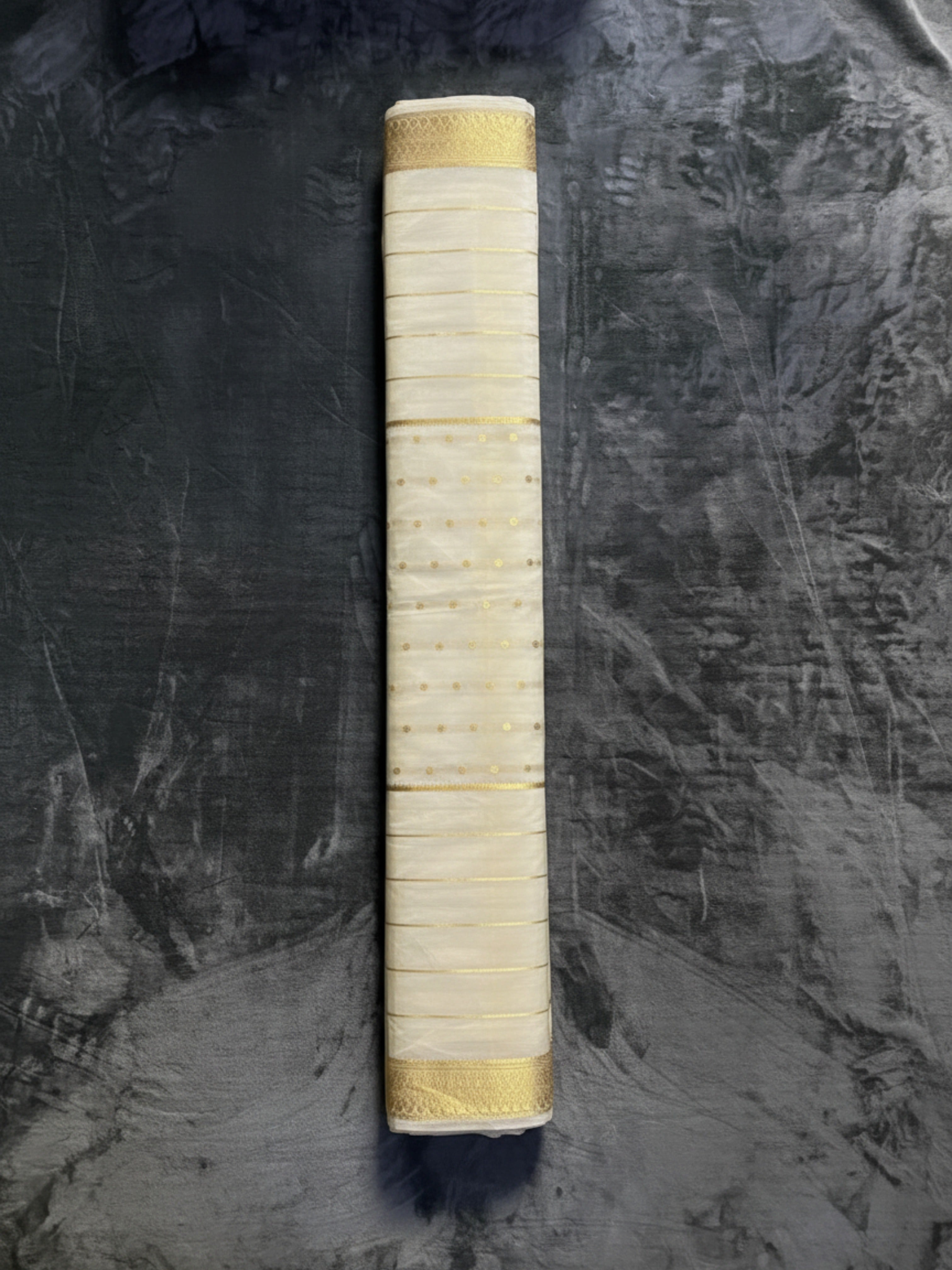 Exquisite Pure Bengaluru Silk Crepe Saree with Gold Border | Polka Dots and Stripes