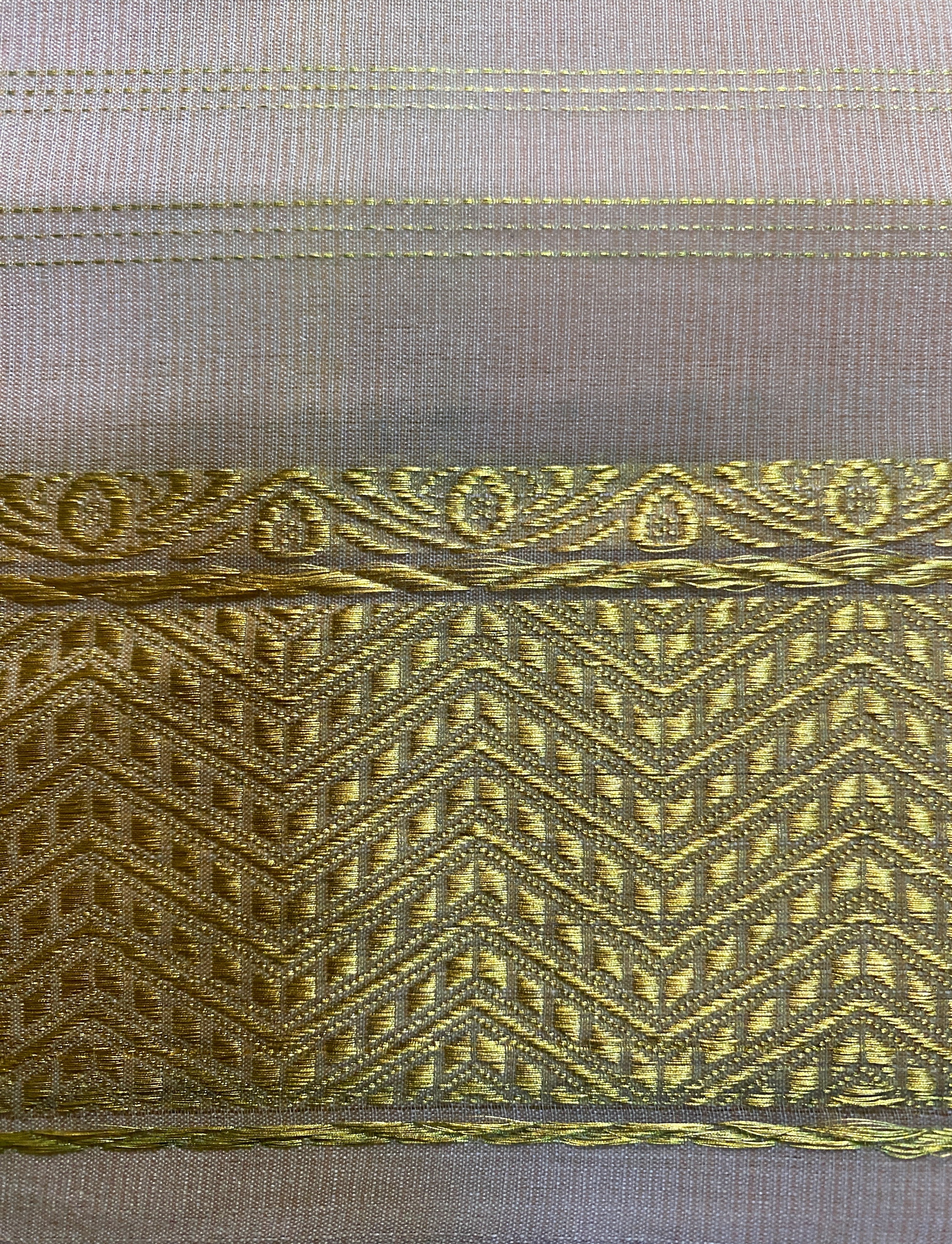 Exquisite Pure Bengaluru Silk Crepe Saree with Gold Zari Border | Three Line Stripes