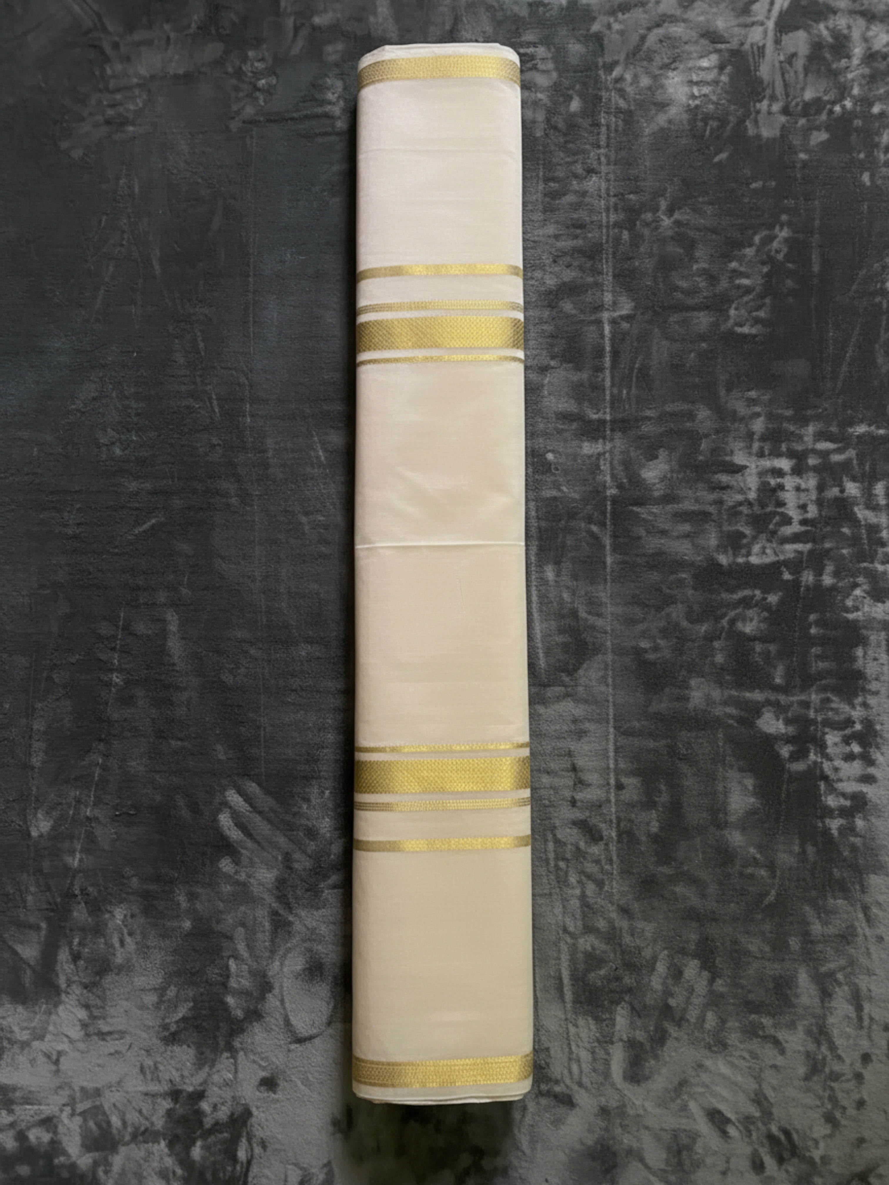 Exquisite Pure Bengaluru Silk Crepe Saree with Golden Zari Bentex Border | Half n Half