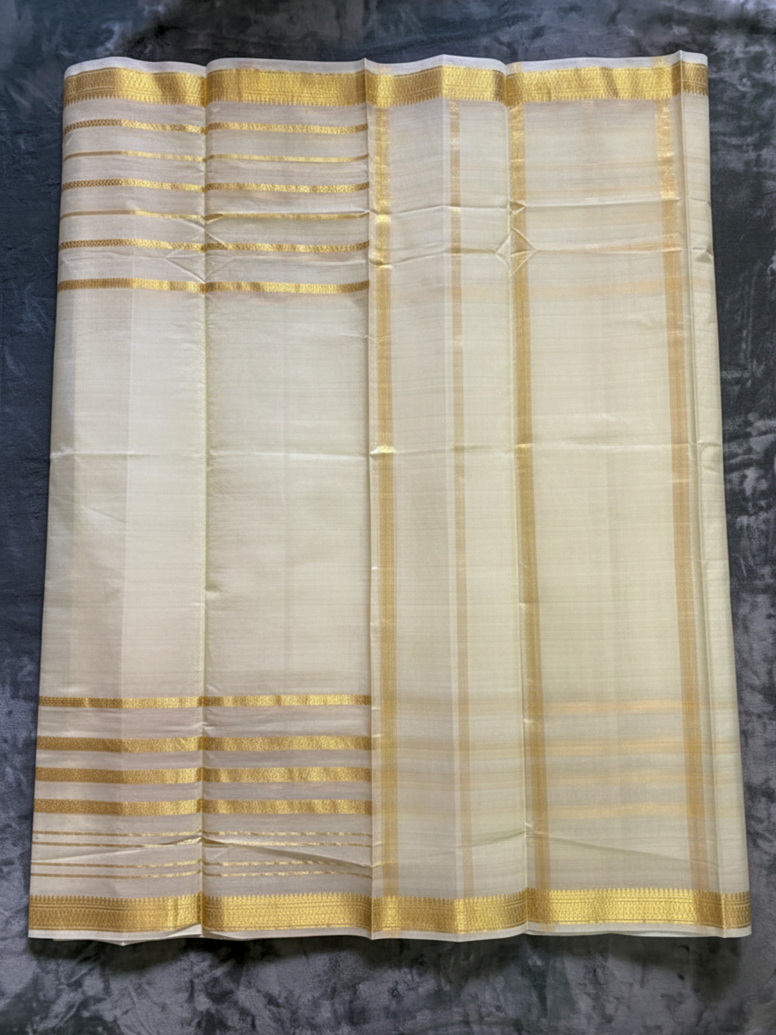 Exquisite Pure Bengaluru Silk Crepe Saree with half n half Golden Zari Border | Ornamental Patterns