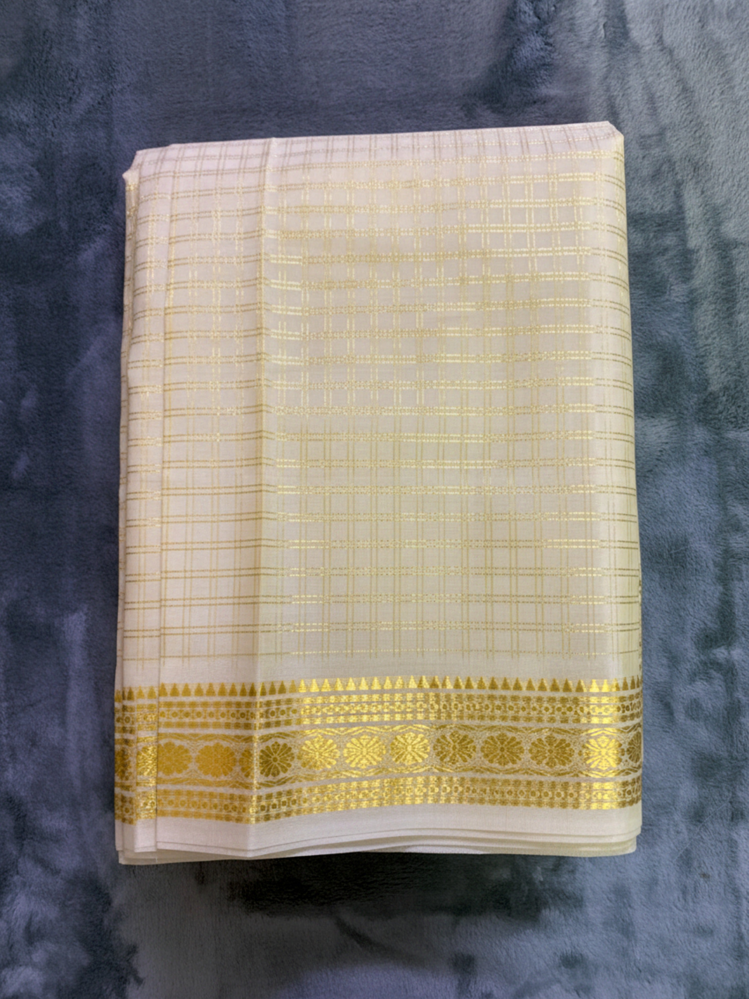 Exquisite Pure Bengaluru Silk Crepe Saree with Rudrakshi Golden Zari Border | Checks Patterns