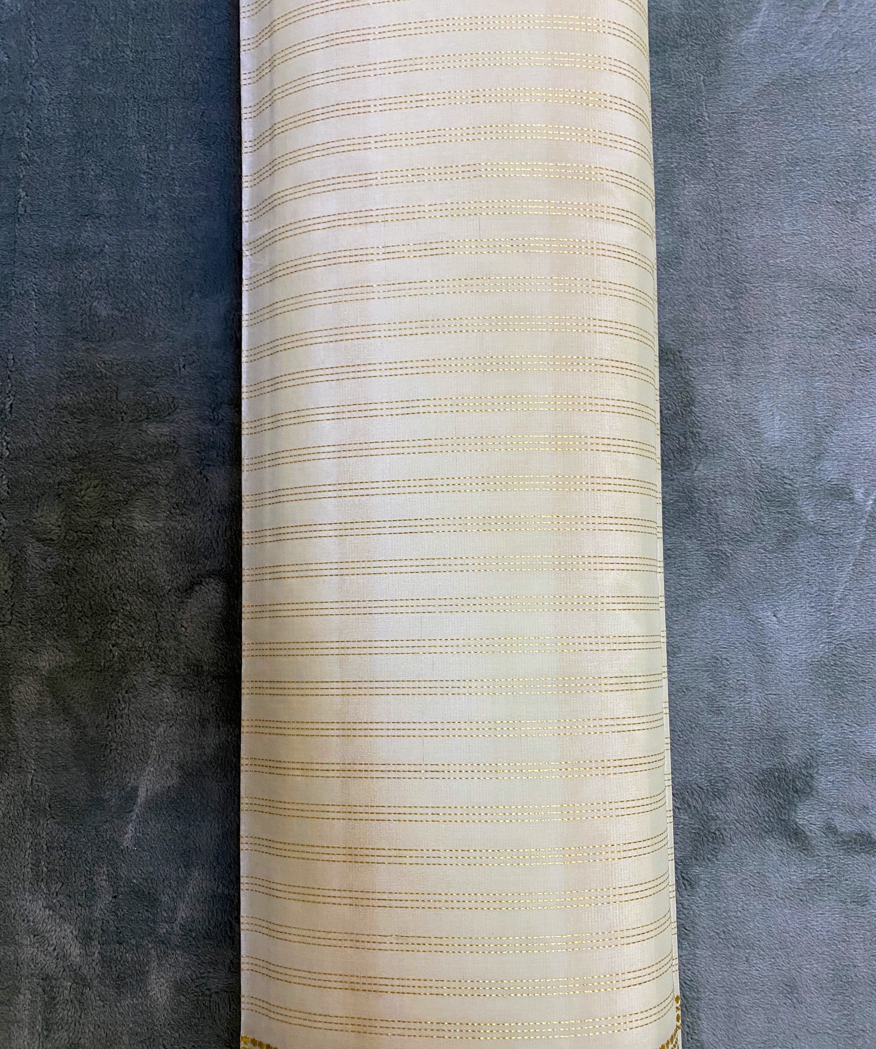 Exquisite Pure Bengaluru Silk Crepe Saree with Golden Zari Bentex Border | Stripes