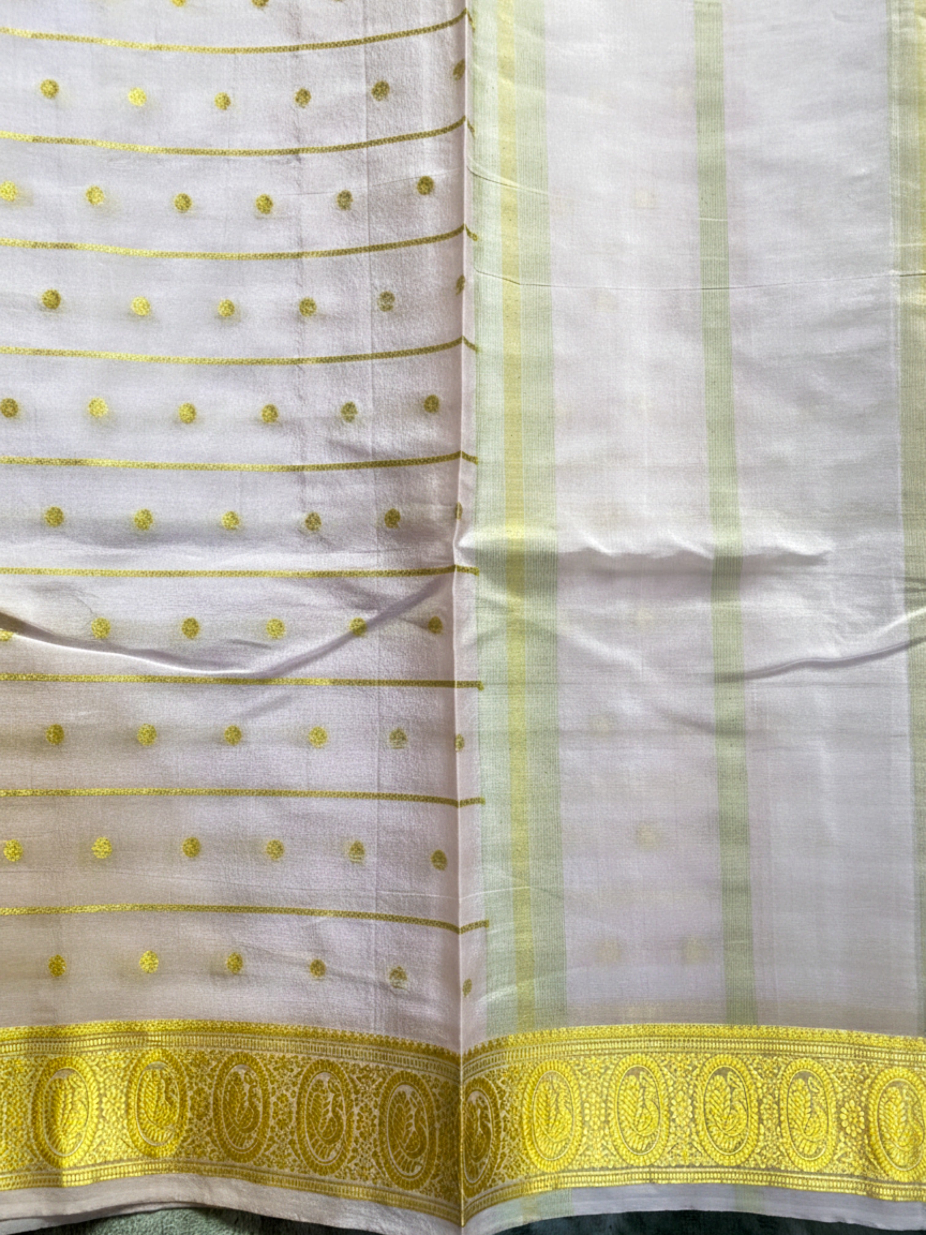 Exquisite Pure Bengaluru Silk Crepe Saree | 1000 Butta | TS0027002