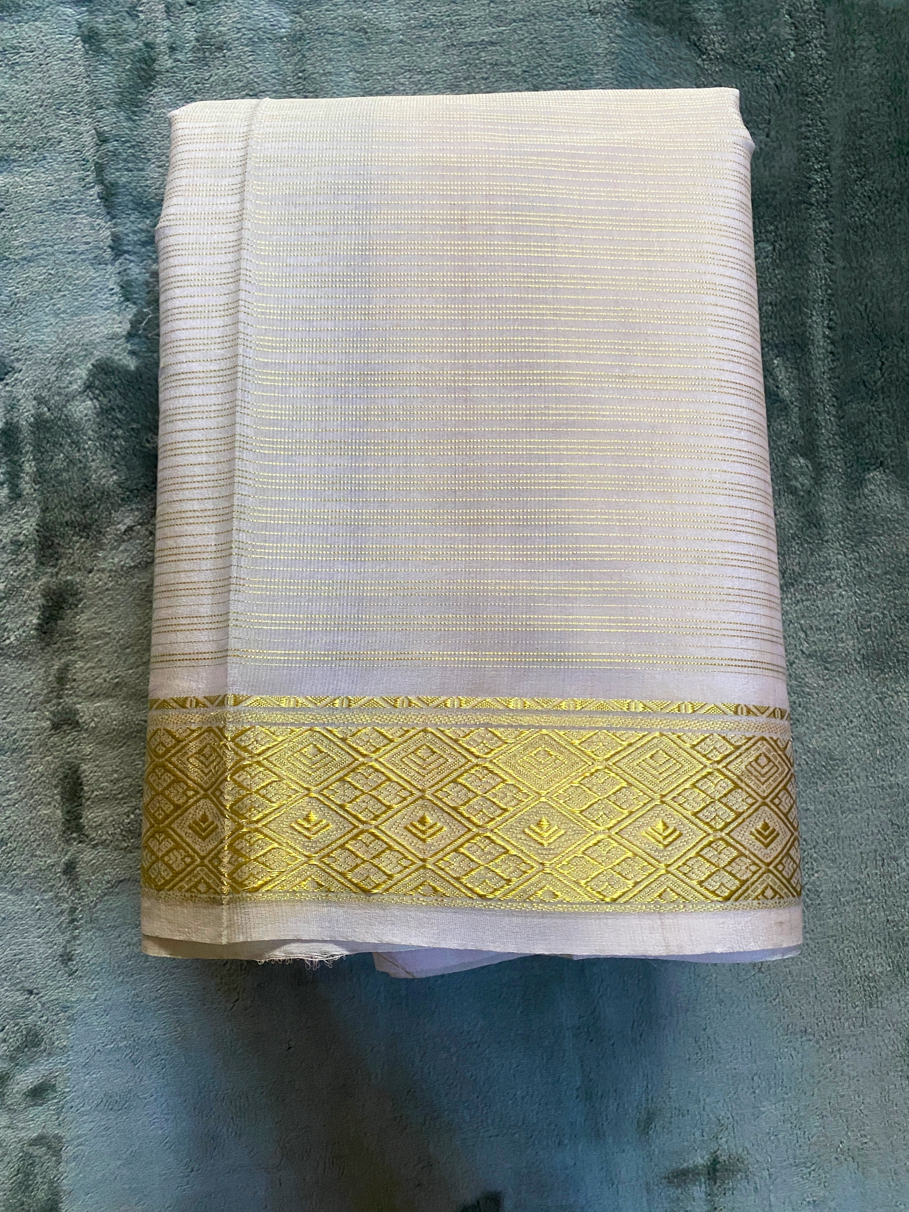 Exquisite Pure Bengaluru Silk Crepe Saree with Golden Zari Border | All Ova Stripes